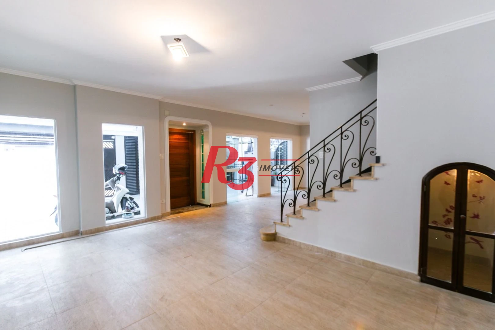Sobrado para alugar, 176 m² por R$ 12.000,00/mês - Gonzaga - Santos/SP