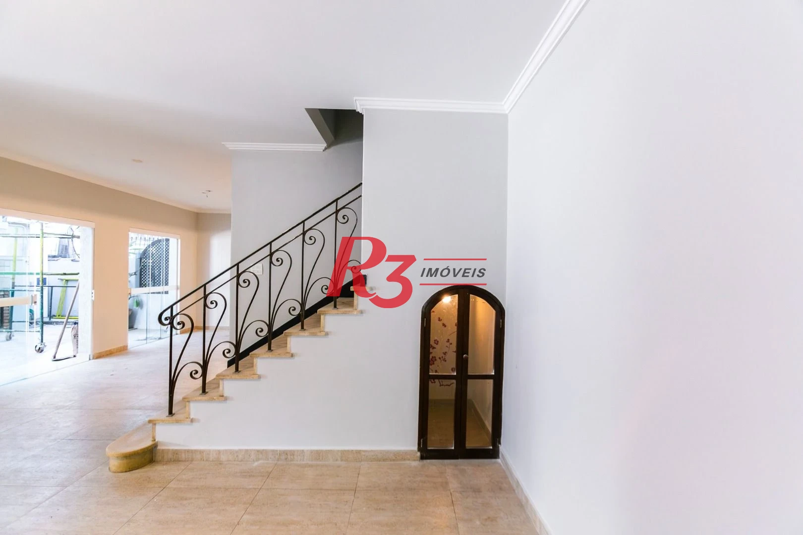 Sobrado para alugar, 176 m² por R$ 12.000,00/mês - Gonzaga - Santos/SP