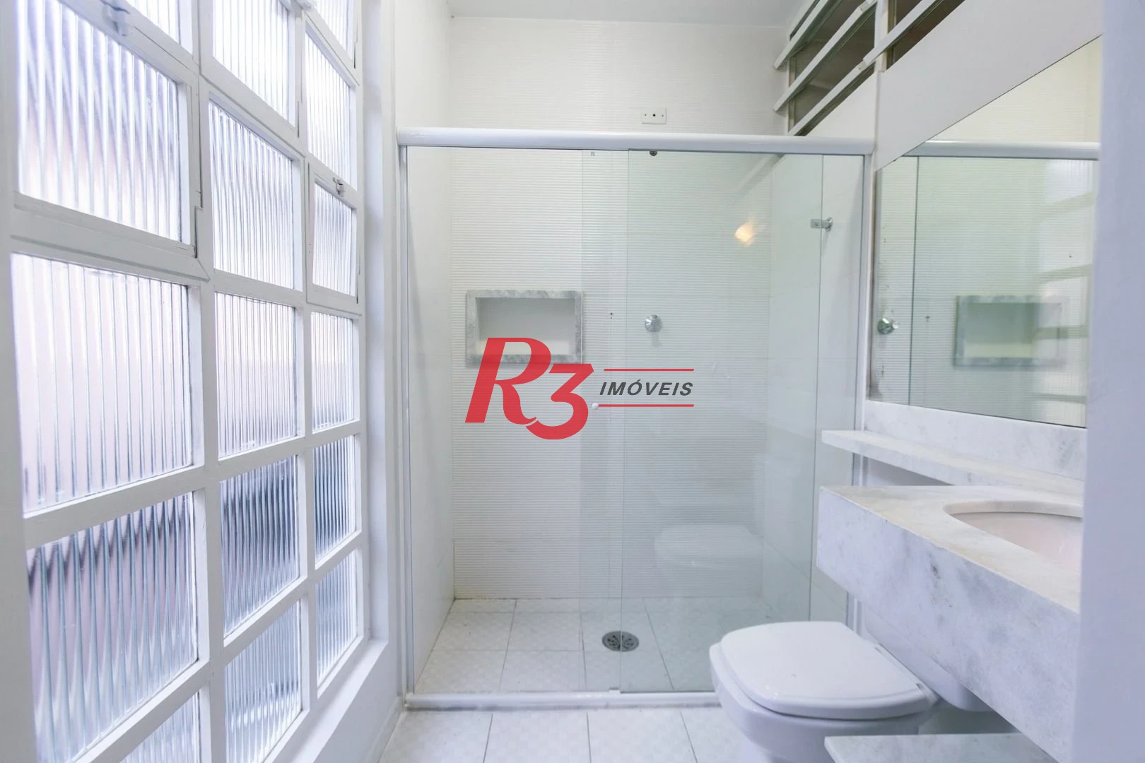 Sobrado para alugar, 176 m² por R$ 12.000,00/mês - Gonzaga - Santos/SP