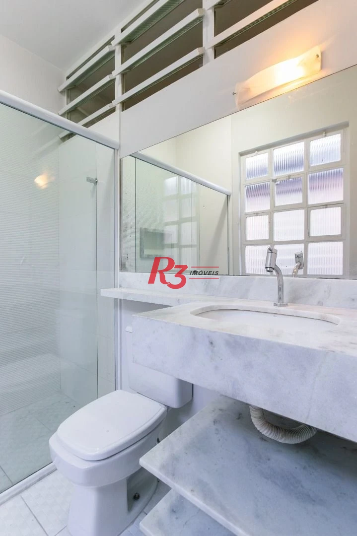 Sobrado para alugar, 176 m² por R$ 12.000,00/mês - Gonzaga - Santos/SP