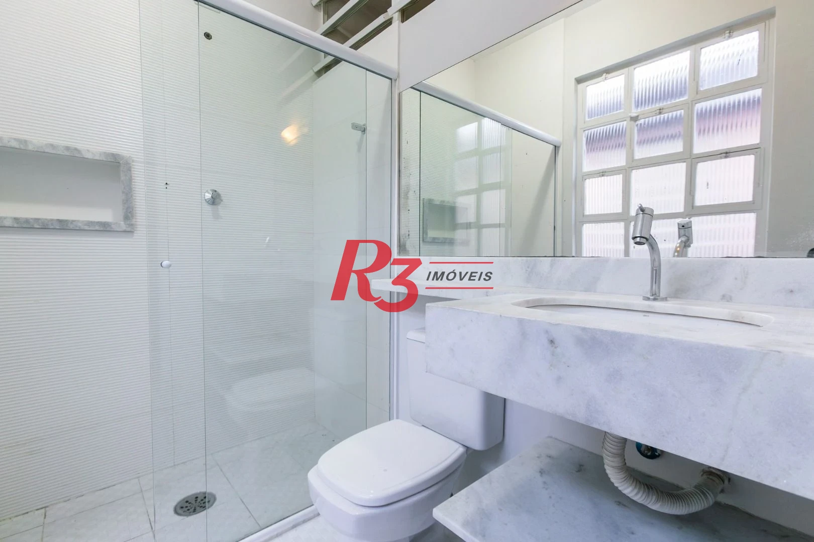 Sobrado para alugar, 176 m² por R$ 12.000,00/mês - Gonzaga - Santos/SP