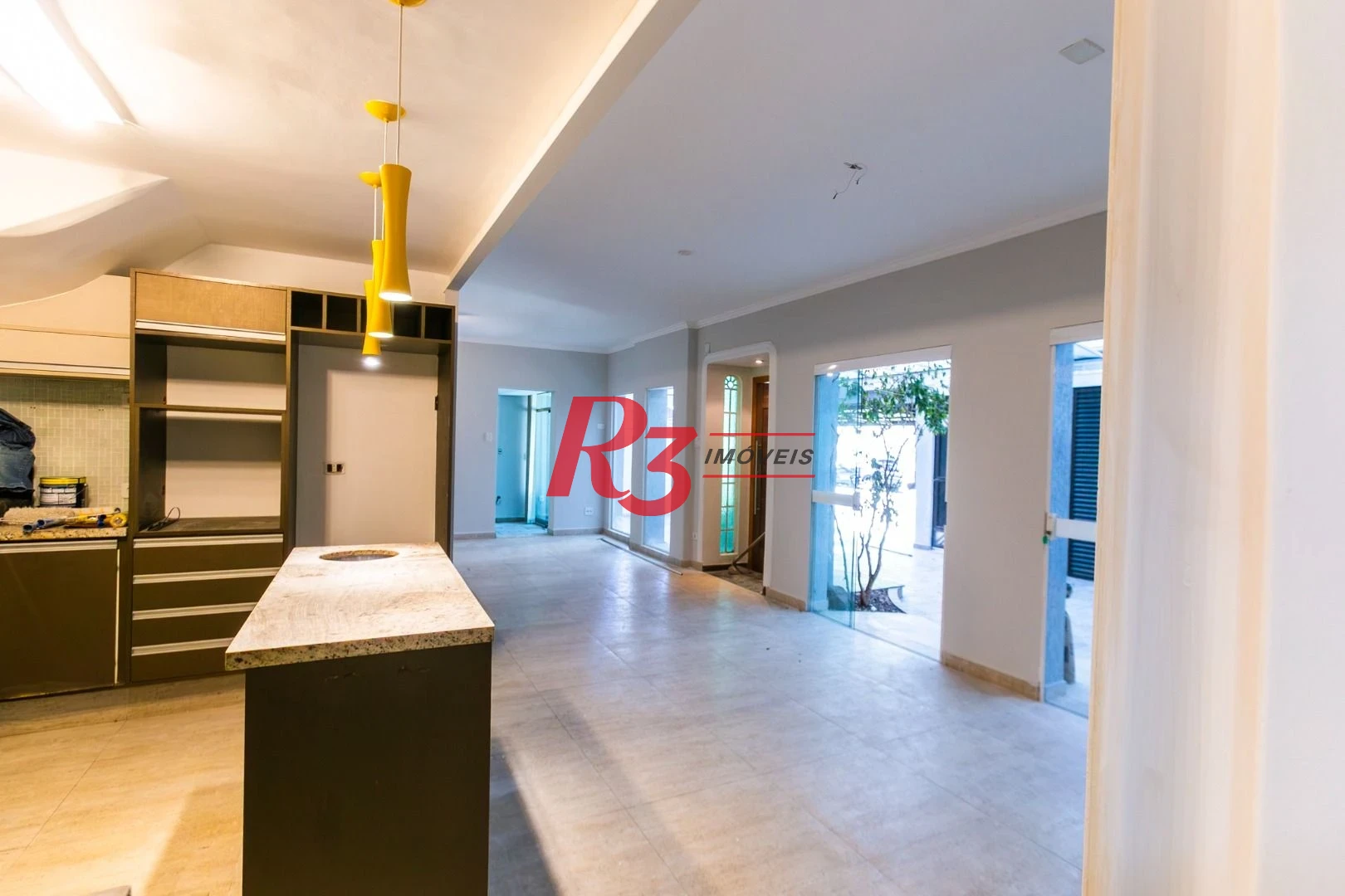 Sobrado para alugar, 176 m² por R$ 12.000,00/mês - Gonzaga - Santos/SP