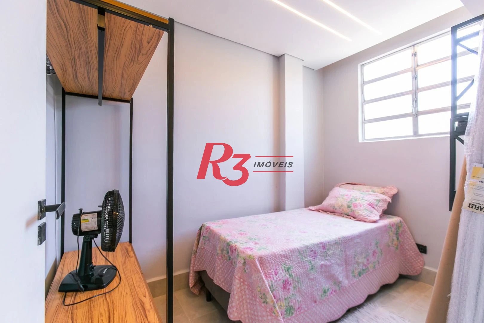 Apartamento com 2 dormitórios à venda, 48 m² por R$ 480.000,00 - Aparecida - Santos/SP