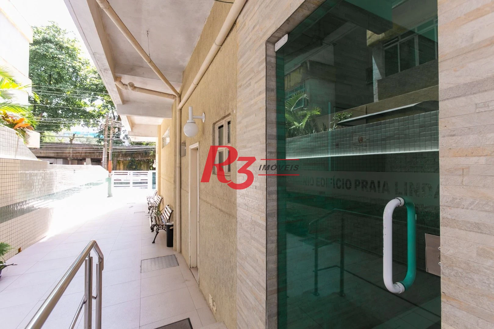 Apartamento com 2 dormitórios à venda, 48 m² por R$ 480.000,00 - Aparecida - Santos/SP