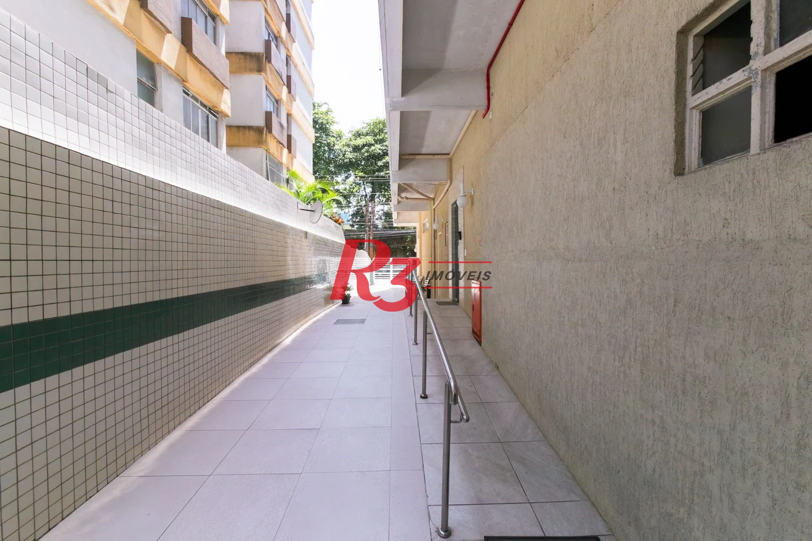 Apartamento com 2 dormitórios à venda, 48 m² por R$ 480.000,00 - Aparecida - Santos/SP