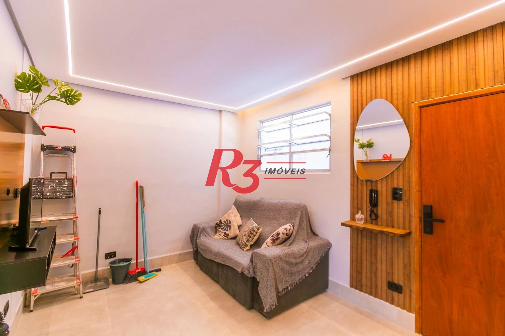 Apartamento com 2 dormitórios à venda, 48 m² por R$ 480.000,00 - Aparecida - Santos/SP