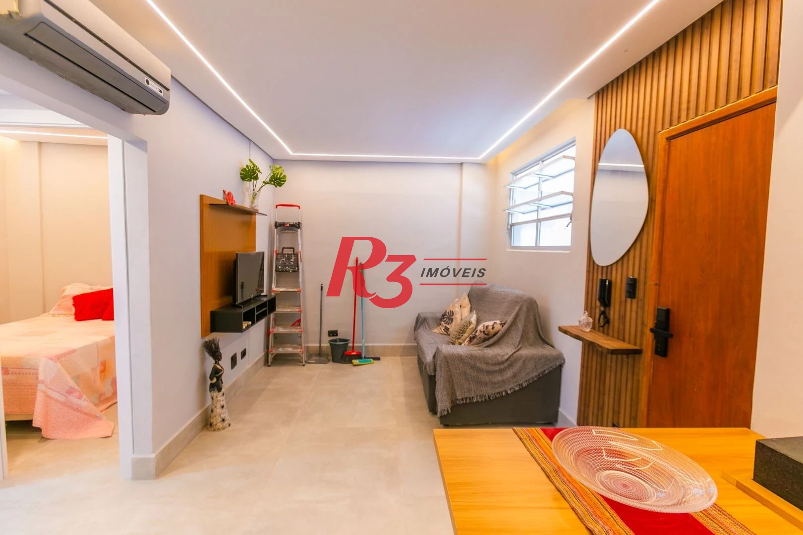 Apartamento com 2 dormitórios à venda, 48 m² por R$ 480.000,00 - Aparecida - Santos/SP