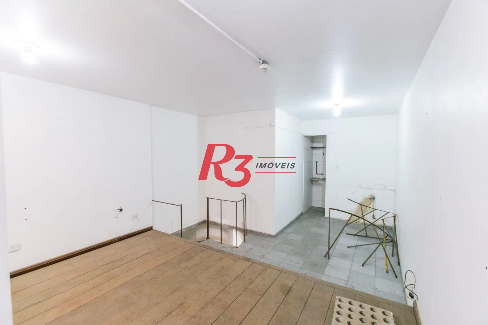 Loja à venda, 32 m² por R$ 370.000,00 - Gonzaga - Santos/SP