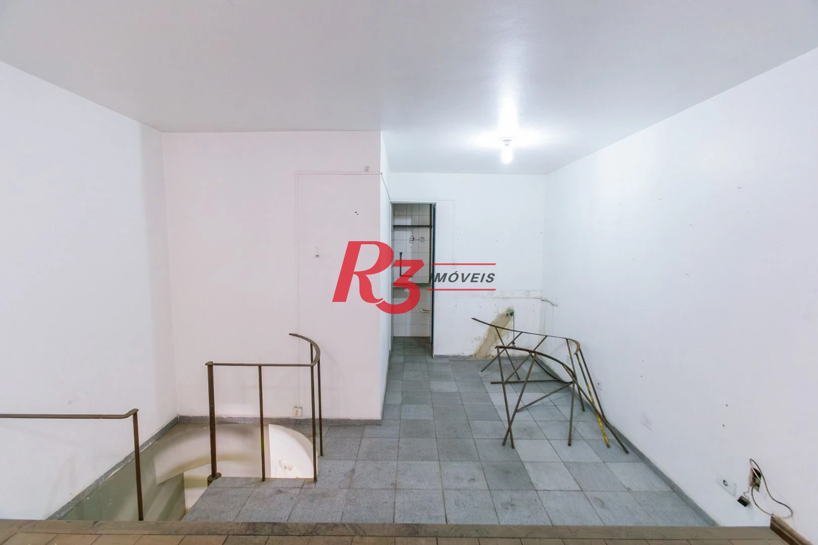 Loja à venda, 32 m² por R$ 370.000,00 - Gonzaga - Santos/SP