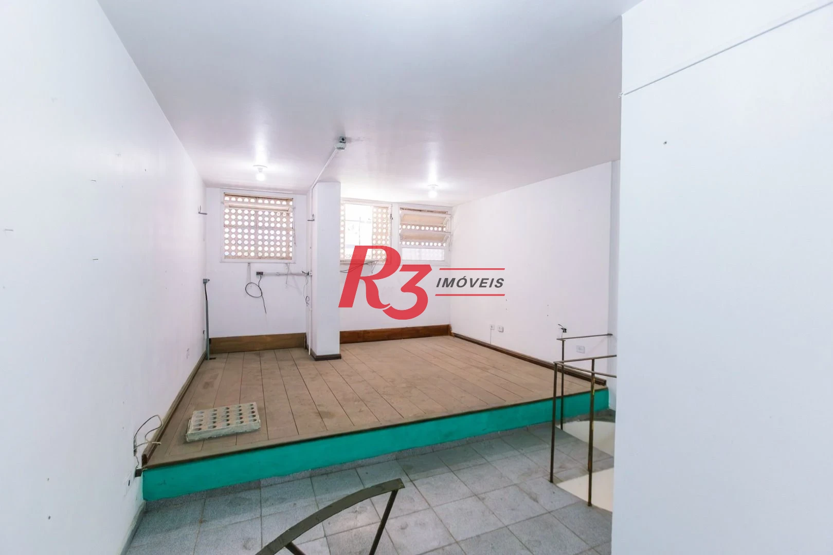 Loja à venda, 32 m² por R$ 370.000,00 - Gonzaga - Santos/SP