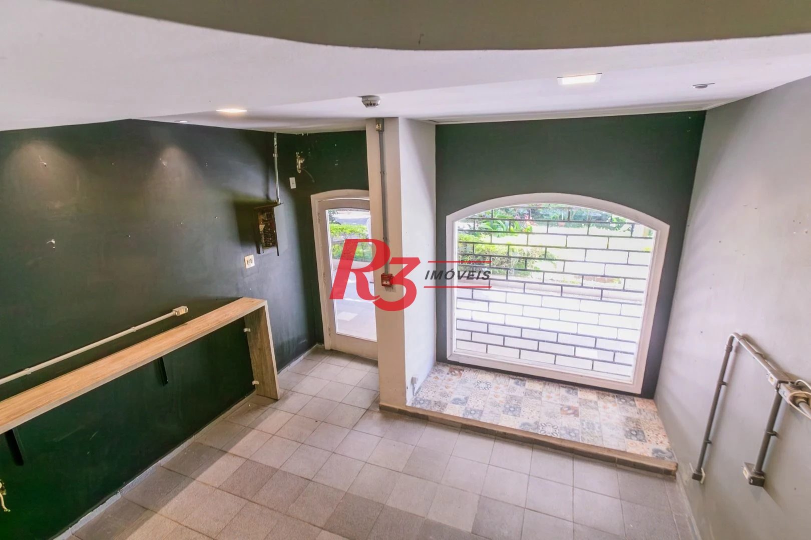 Loja à venda, 32 m² por R$ 370.000,00 - Gonzaga - Santos/SP