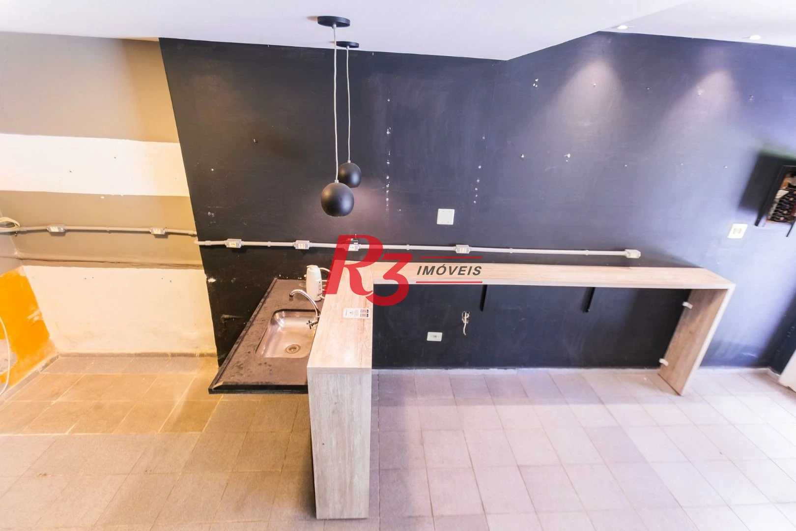 Loja à venda, 32 m² por R$ 370.000,00 - Gonzaga - Santos/SP