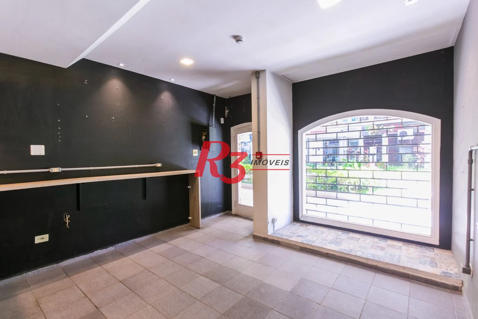 Loja à venda, 32 m² por R$ 370.000,00 - Gonzaga - Santos/SP