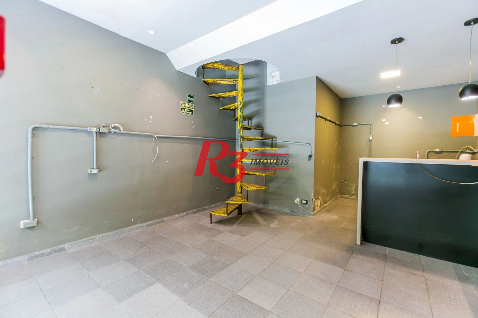Loja à venda, 32 m² por R$ 370.000,00 - Gonzaga - Santos/SP
