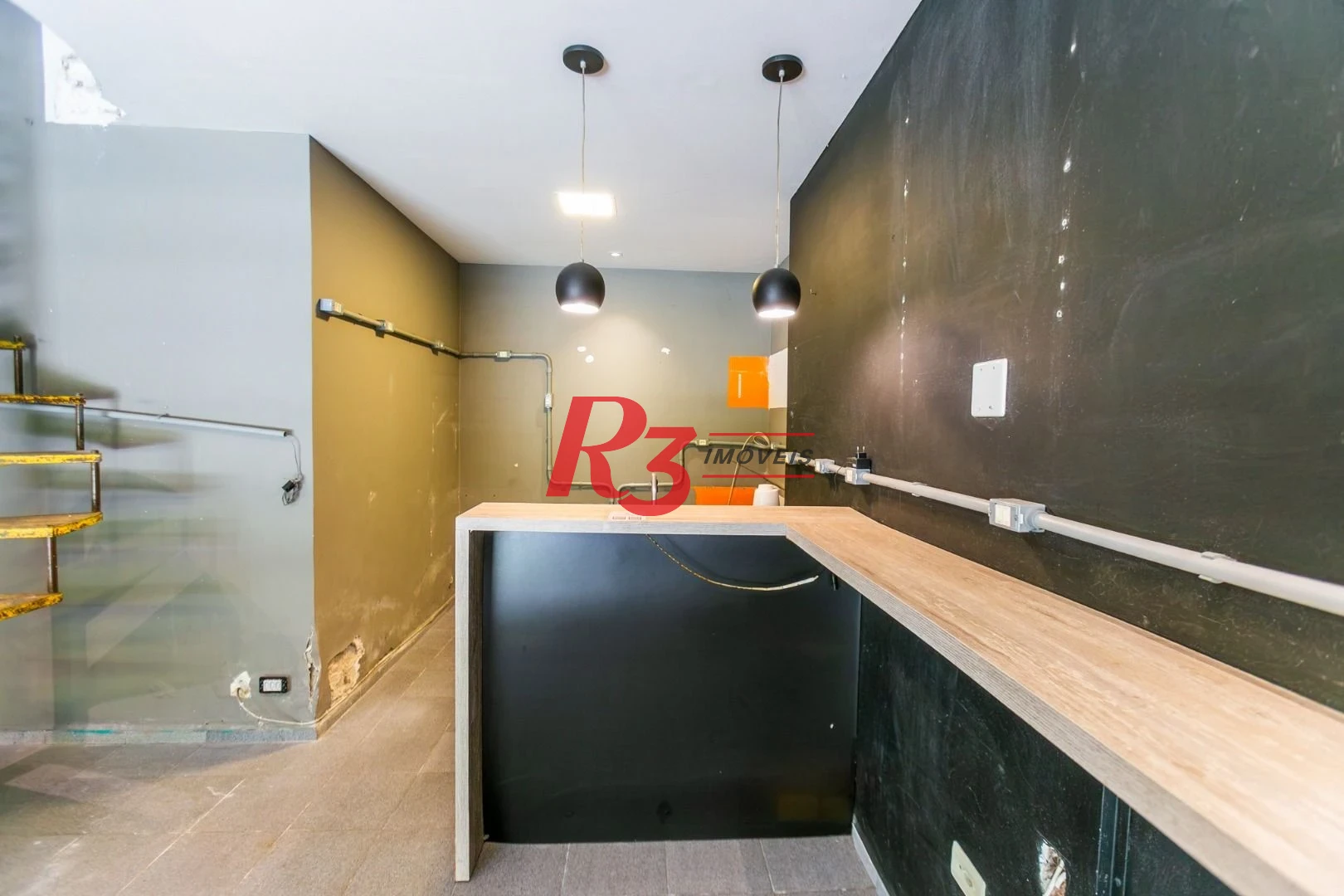Loja à venda, 32 m² por R$ 370.000,00 - Gonzaga - Santos/SP