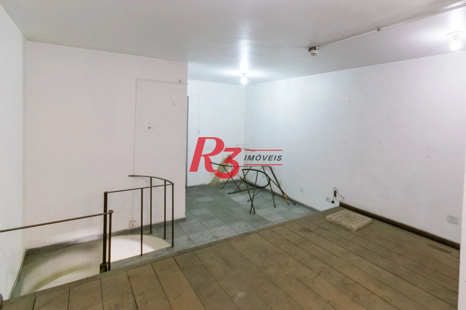 Loja à venda, 32 m² por R$ 370.000,00 - Gonzaga - Santos/SP