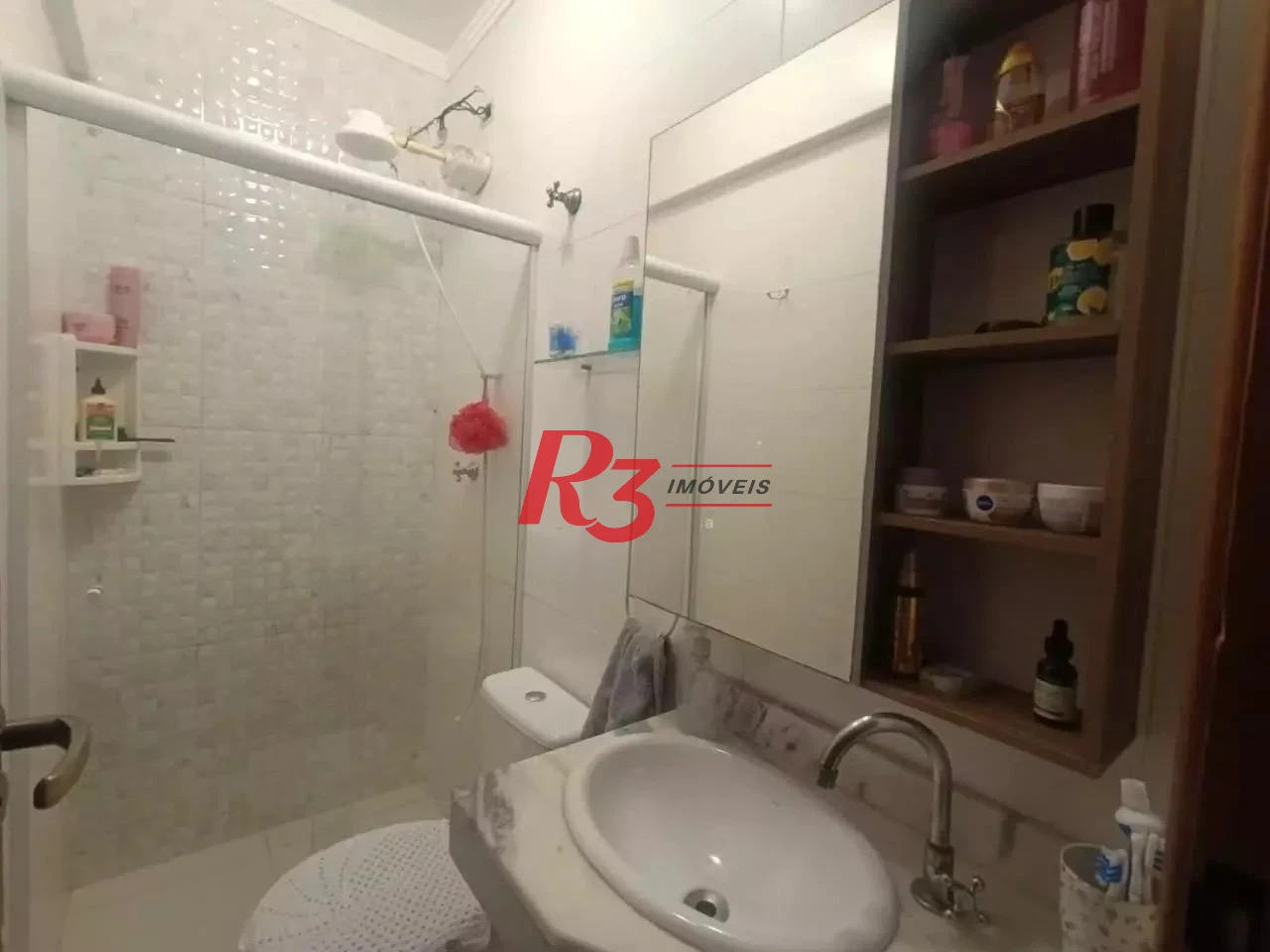 Village com 3 dormitórios à venda, 110 m² por R$ 700.000,00 - José Menino - Santos/SP
