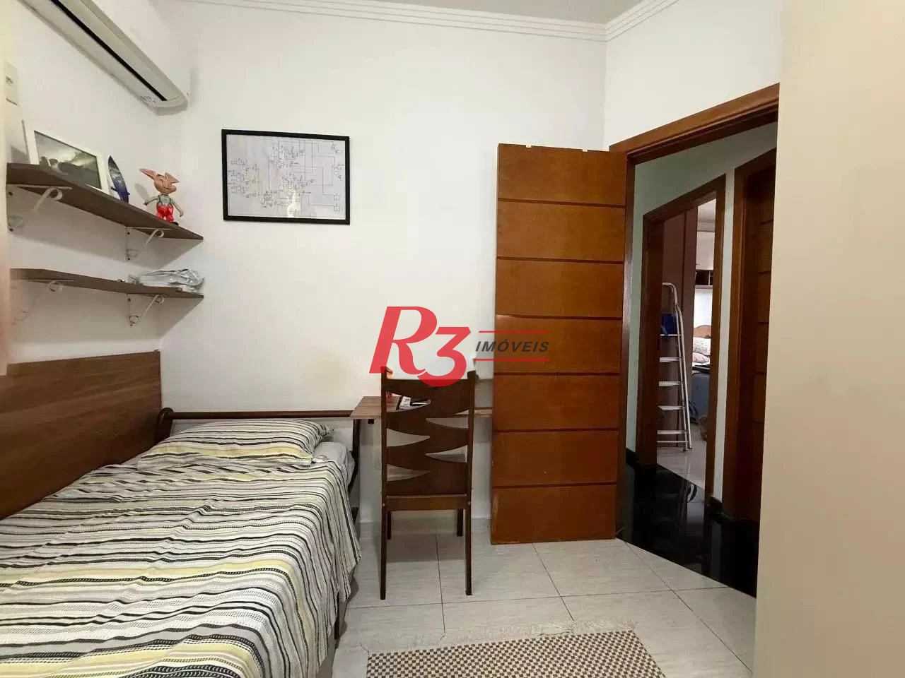Village com 3 dormitórios à venda, 110 m² por R$ 700.000,00 - José Menino - Santos/SP