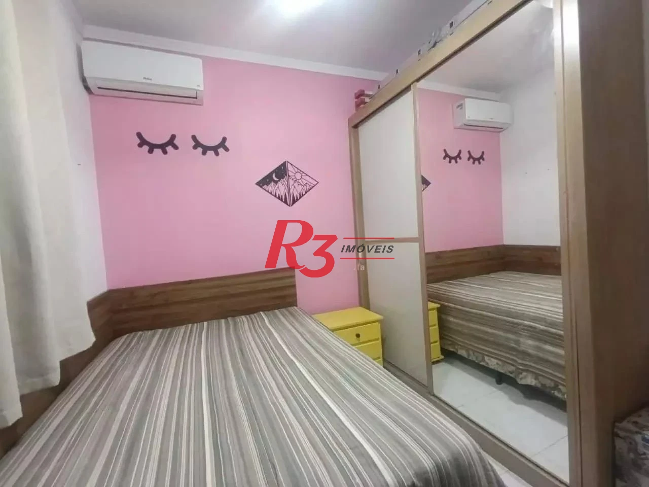 Village com 3 dormitórios à venda, 110 m² por R$ 700.000,00 - José Menino - Santos/SP