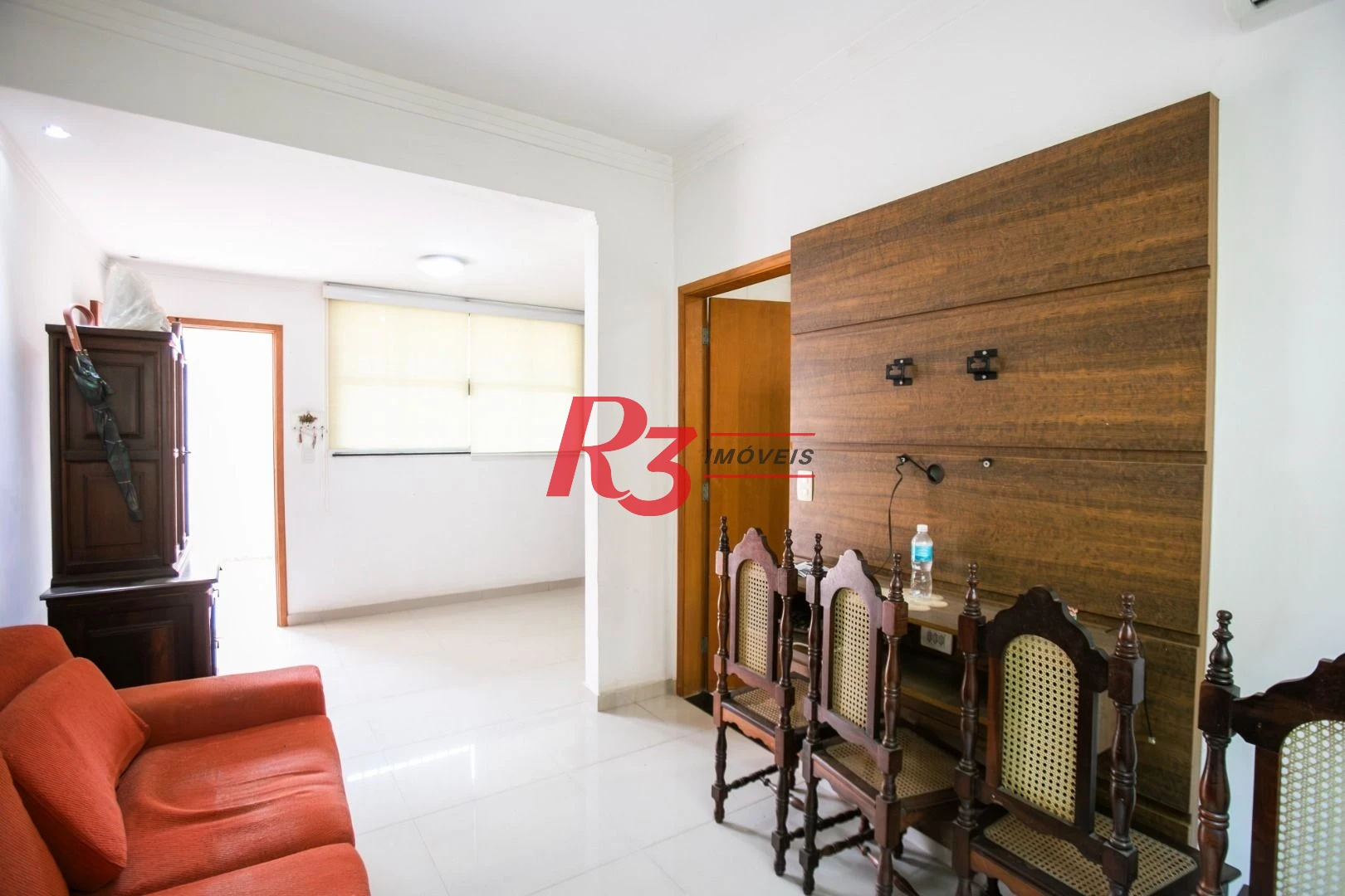 Sobrado com 3 dormitórios à venda, 92 m² por R$ 800.000,00 - Ponta da Praia - Santos/SP