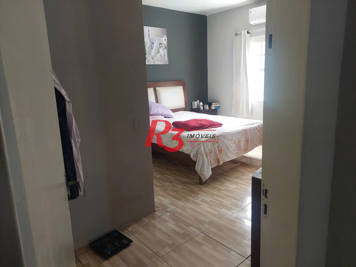 Casa com 4 dormitórios à venda, 375 m² por R$ 670.000,00 - Balneário Praia do Pernambuco - Guarujá/SP