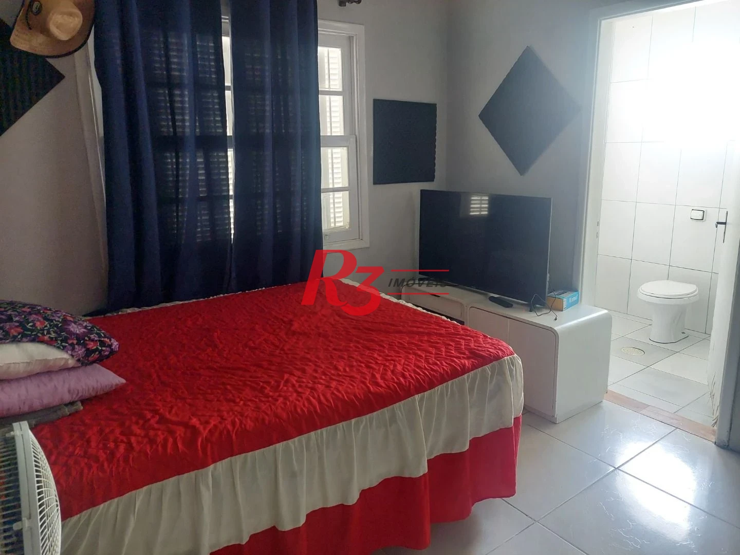 Casa com 4 dormitórios à venda, 375 m² por R$ 670.000,00 - Balneário Praia do Pernambuco - Guarujá/SP