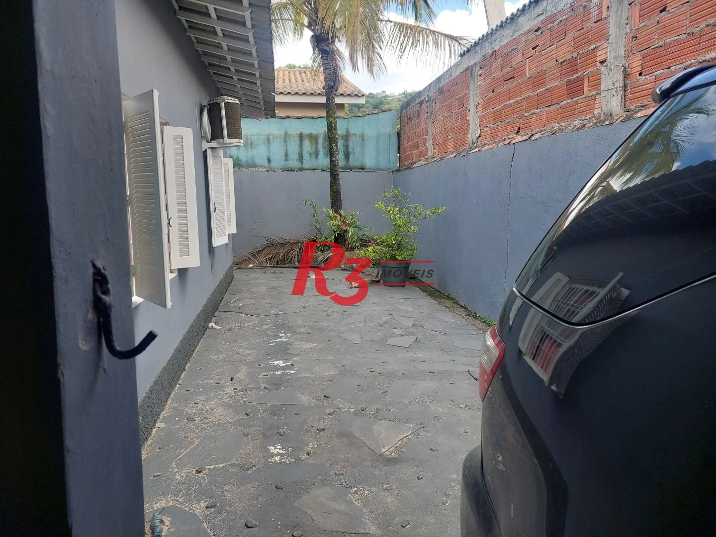 Casa com 4 dormitórios à venda, 375 m² por R$ 670.000,00 - Balneário Praia do Pernambuco - Guarujá/SP