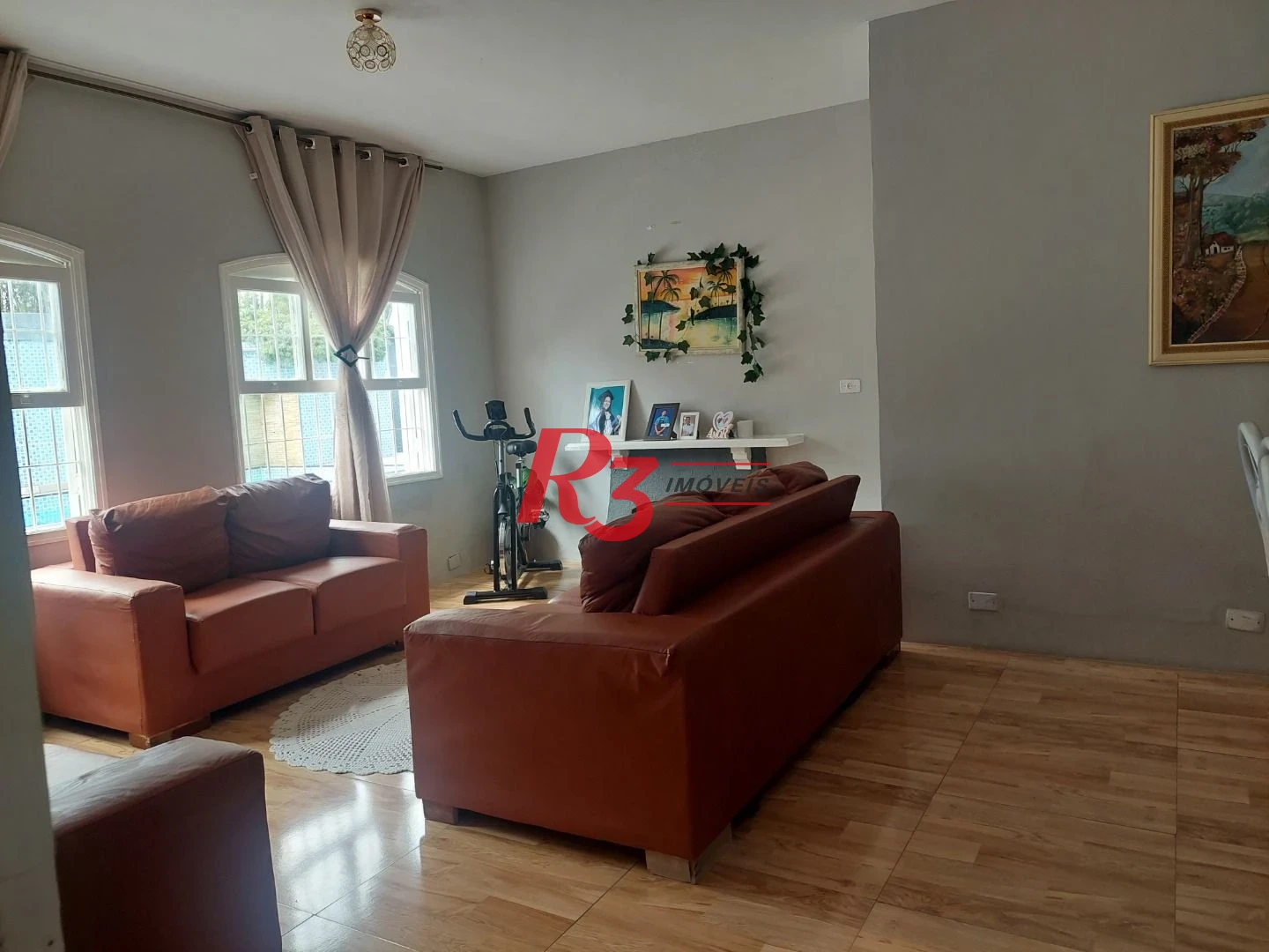 Casa com 4 dormitórios à venda, 375 m² por R$ 670.000,00 - Balneário Praia do Pernambuco - Guarujá/SP