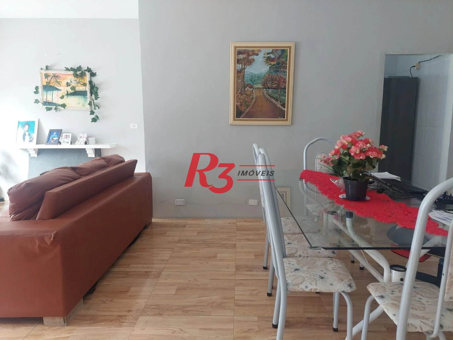 Casa com 4 dormitórios à venda, 375 m² por R$ 670.000,00 - Balneário Praia do Pernambuco - Guarujá/SP