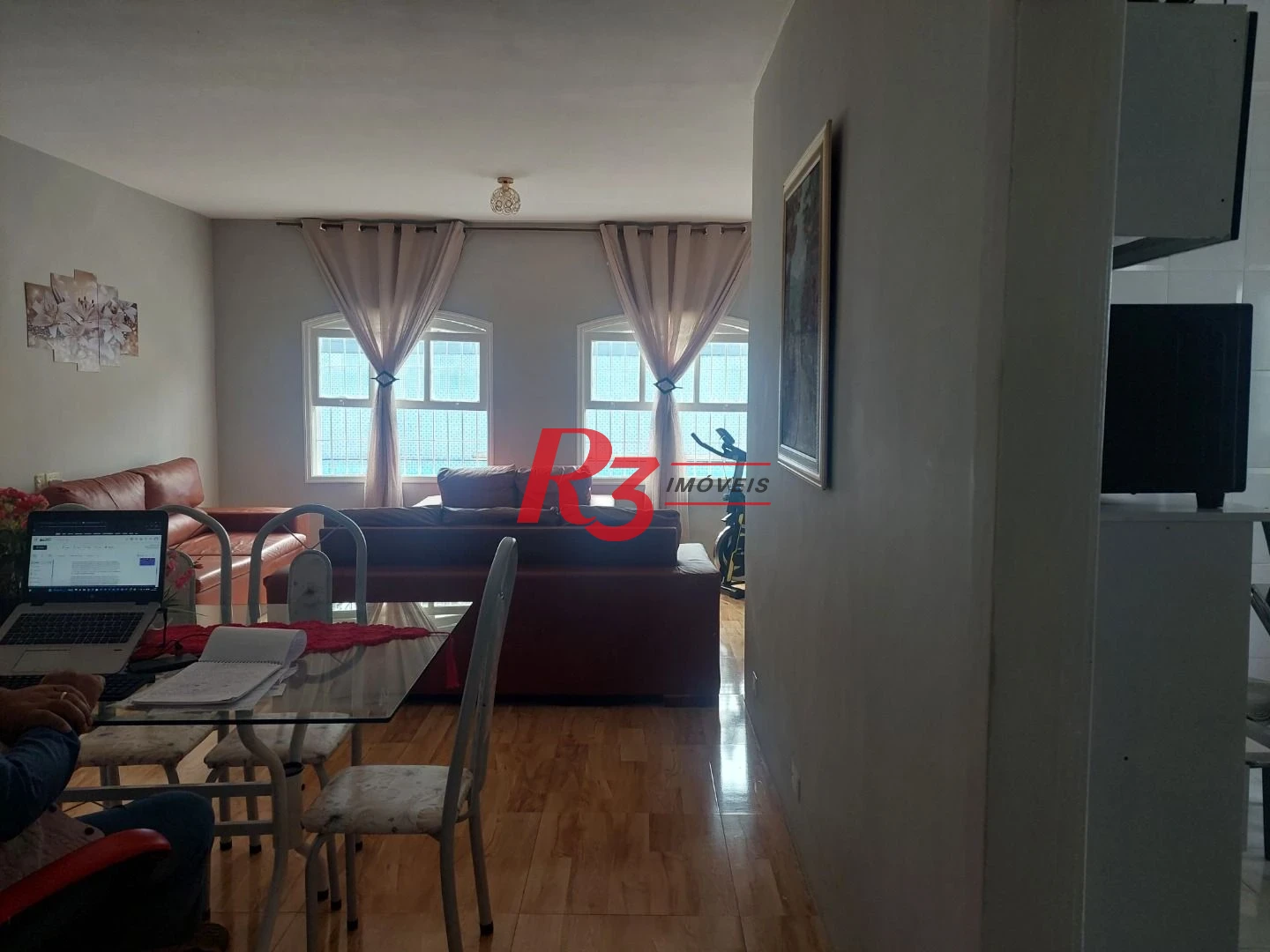 Casa com 4 dormitórios à venda, 375 m² por R$ 670.000,00 - Balneário Praia do Pernambuco - Guarujá/SP
