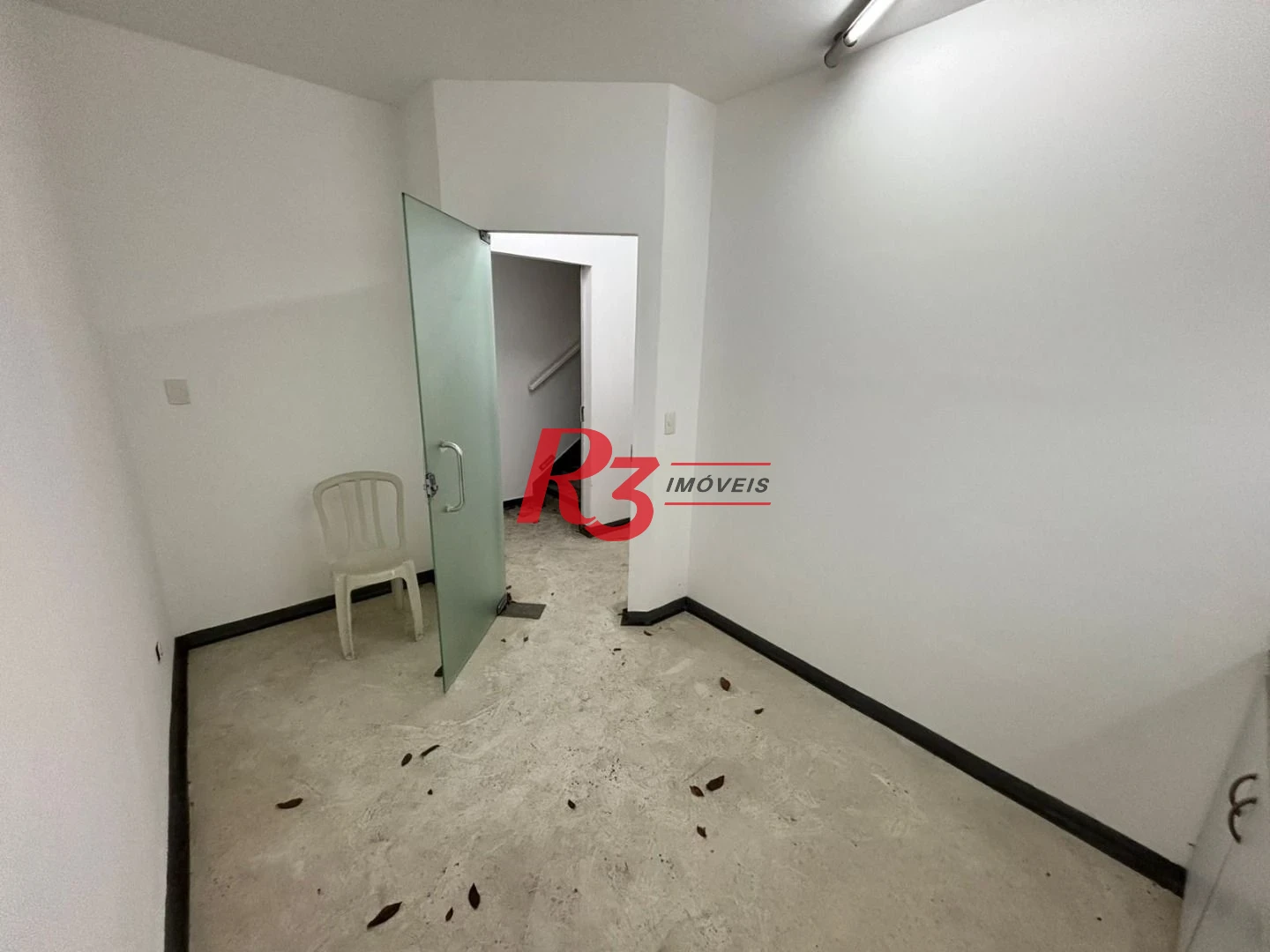 Sobrado com 3 dormitórios para alugar, 235 m² por R$ 15.900,00/mês - Gonzaga - Santos/SP