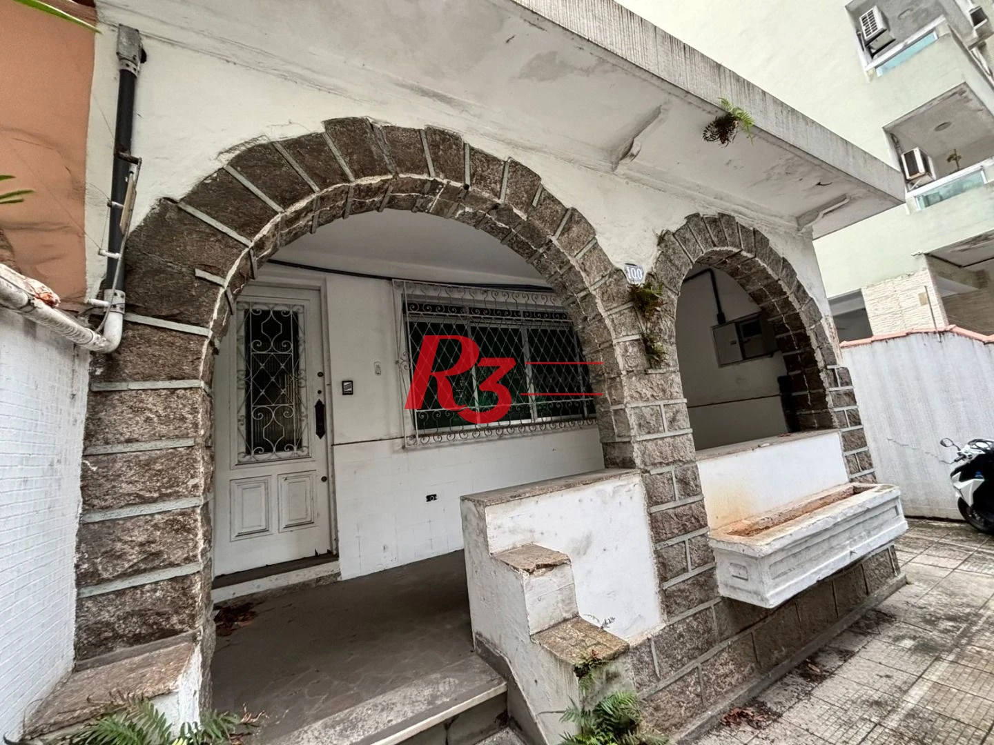Sobrado com 3 dormitórios para alugar, 235 m² por R$ 15.900,00/mês - Gonzaga - Santos/SP