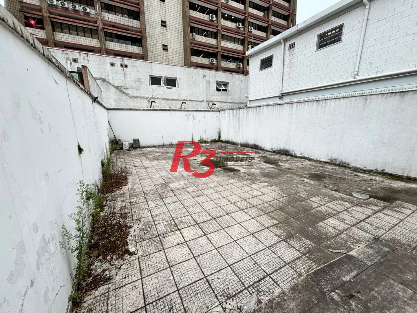 Sobrado com 3 dormitórios para alugar, 235 m² por R$ 15.900,00/mês - Gonzaga - Santos/SP