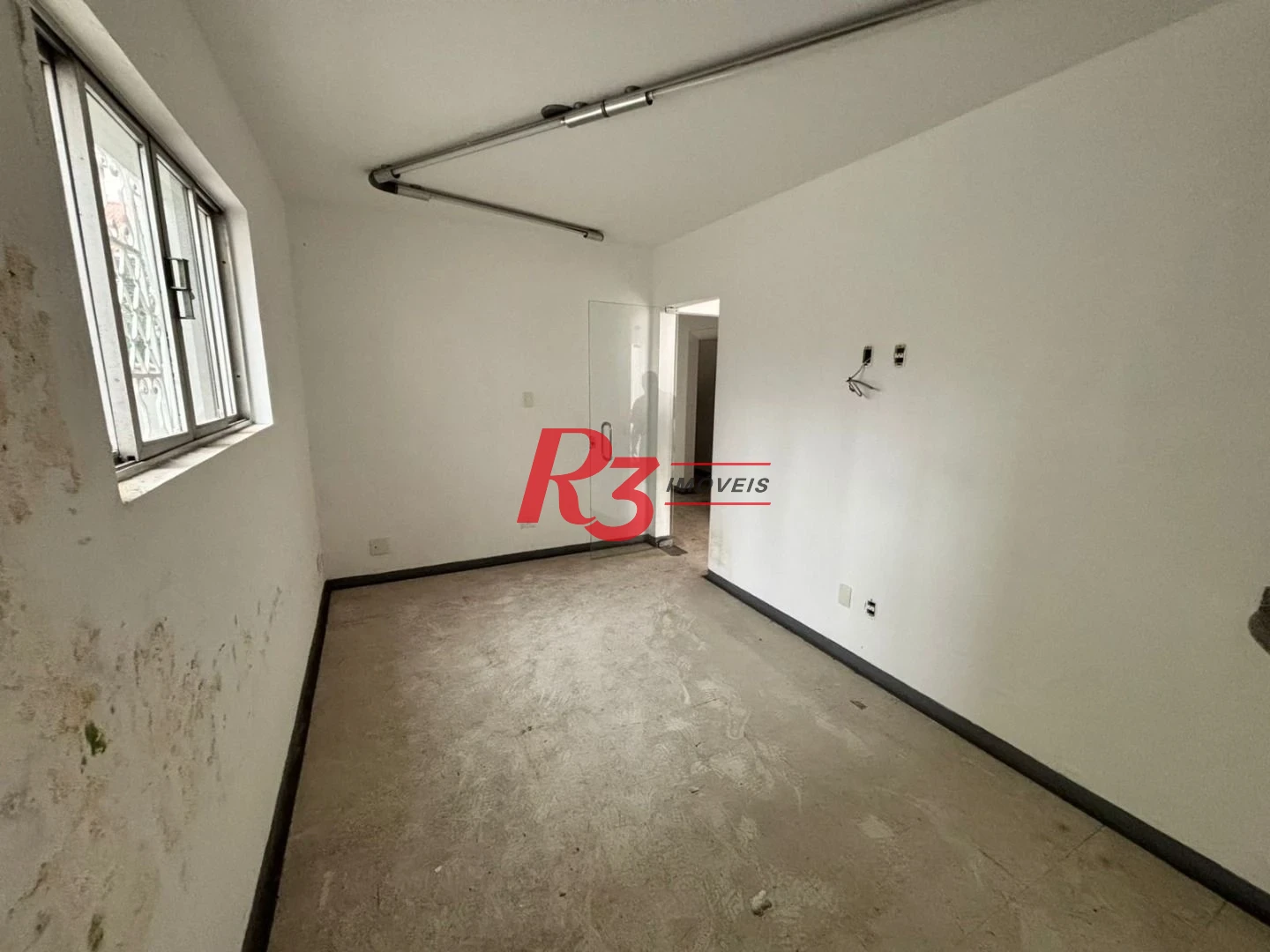 Sobrado com 3 dormitórios para alugar, 235 m² por R$ 15.900,00/mês - Gonzaga - Santos/SP