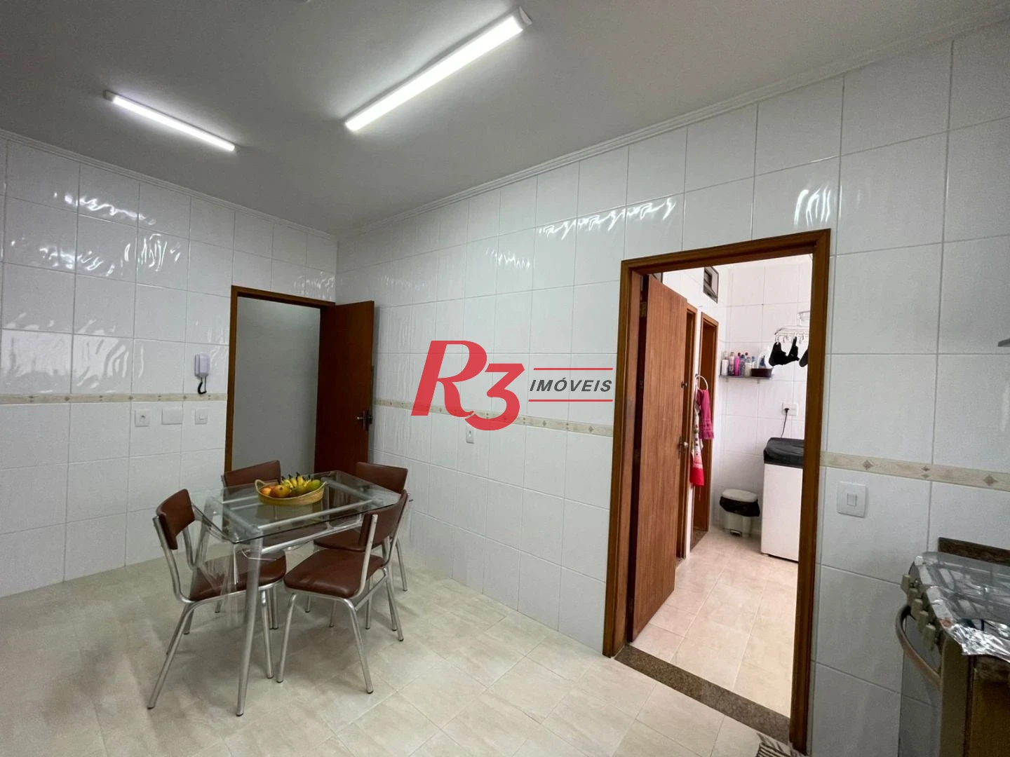 Casa com 3 dormitórios à venda, 143 m² por R$ 926.000,00 - Embaré - Santos/SP