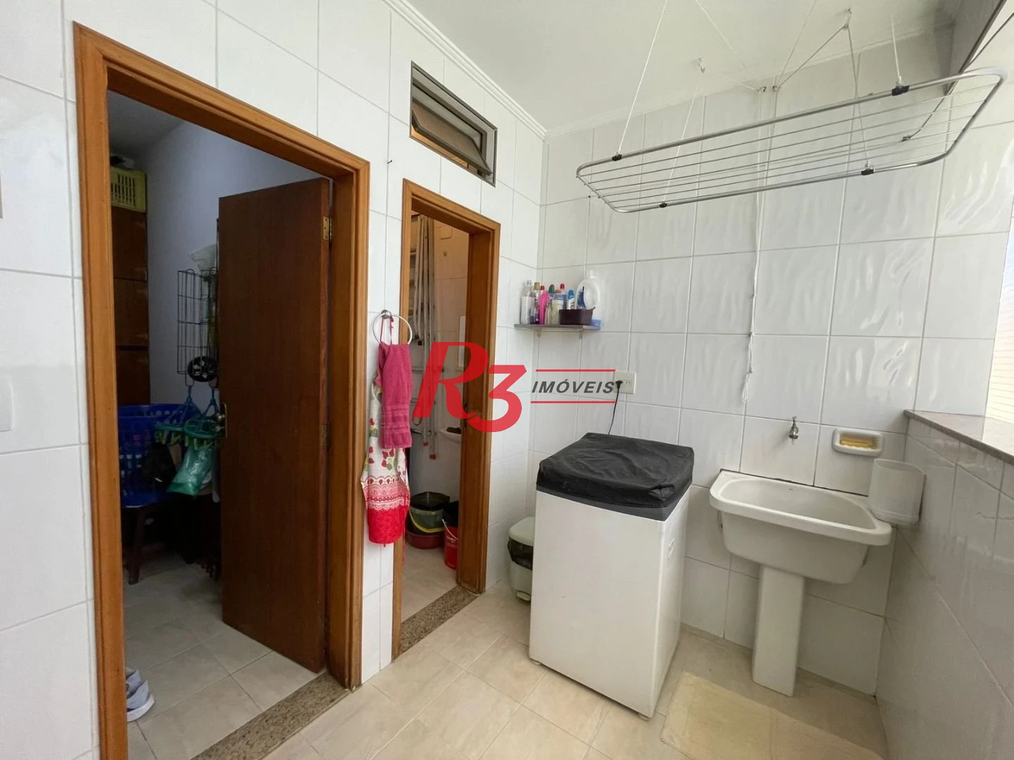Casa com 3 dormitórios à venda, 143 m² por R$ 926.000,00 - Embaré - Santos/SP