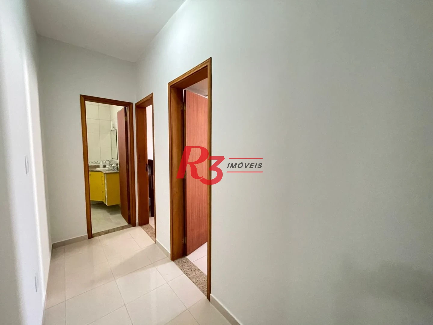 Casa com 3 dormitórios à venda, 143 m² por R$ 926.000,00 - Embaré - Santos/SP