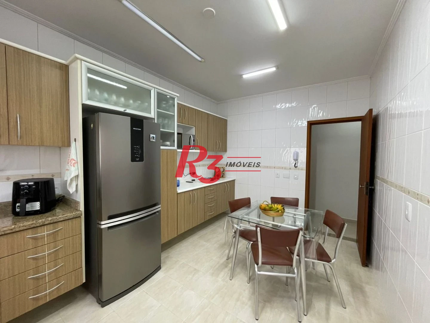 Casa com 3 dormitórios à venda, 143 m² por R$ 926.000,00 - Embaré - Santos/SP