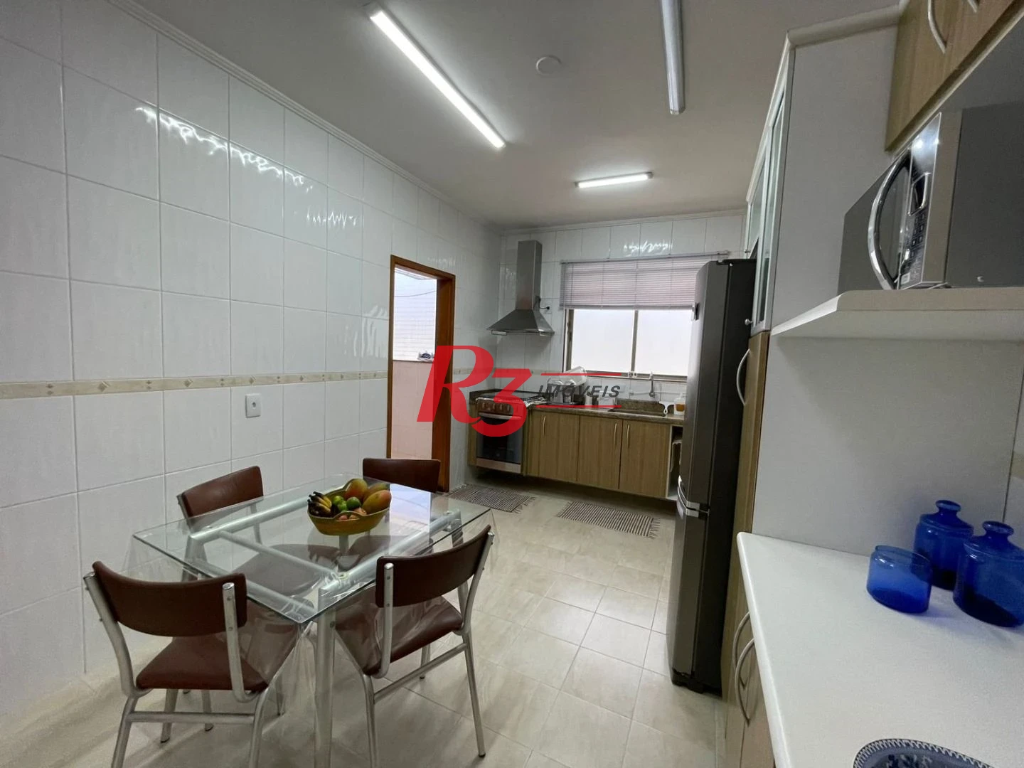 Casa com 3 dormitórios à venda, 143 m² por R$ 926.000,00 - Embaré - Santos/SP
