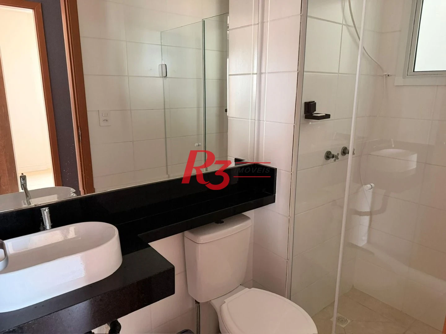 Apartamento com 2 dormitórios à venda, 55 m² por R$ 530.000,00 - Vila Guilhermina - Praia Grande/SP