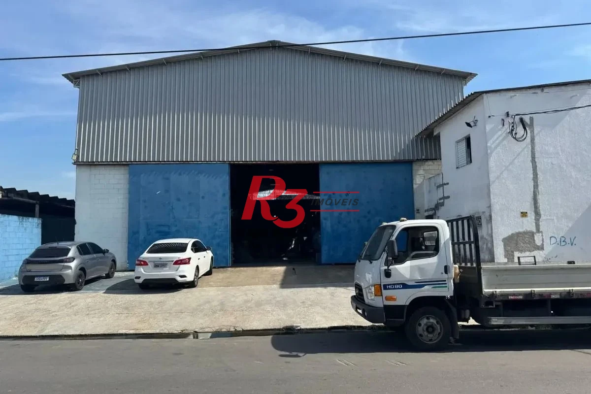 Galpão para alugar, 900 m² por R$ 18.000,00/mês - Parque São Vicente - São Vicente/SP