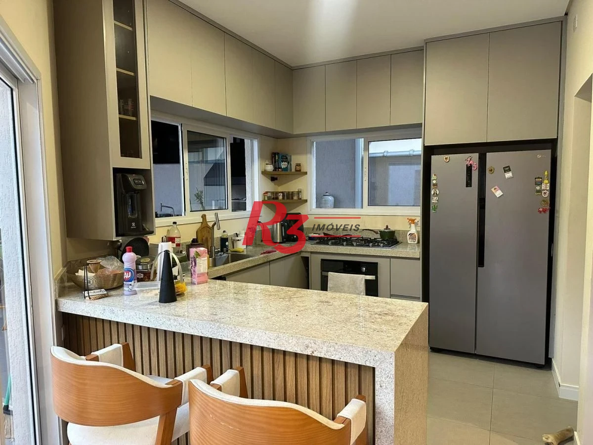 Casa com 4 dormitórios à venda, 212 m² por R$ 2.790.000,00 - Canto do Forte - Praia Grande/SP