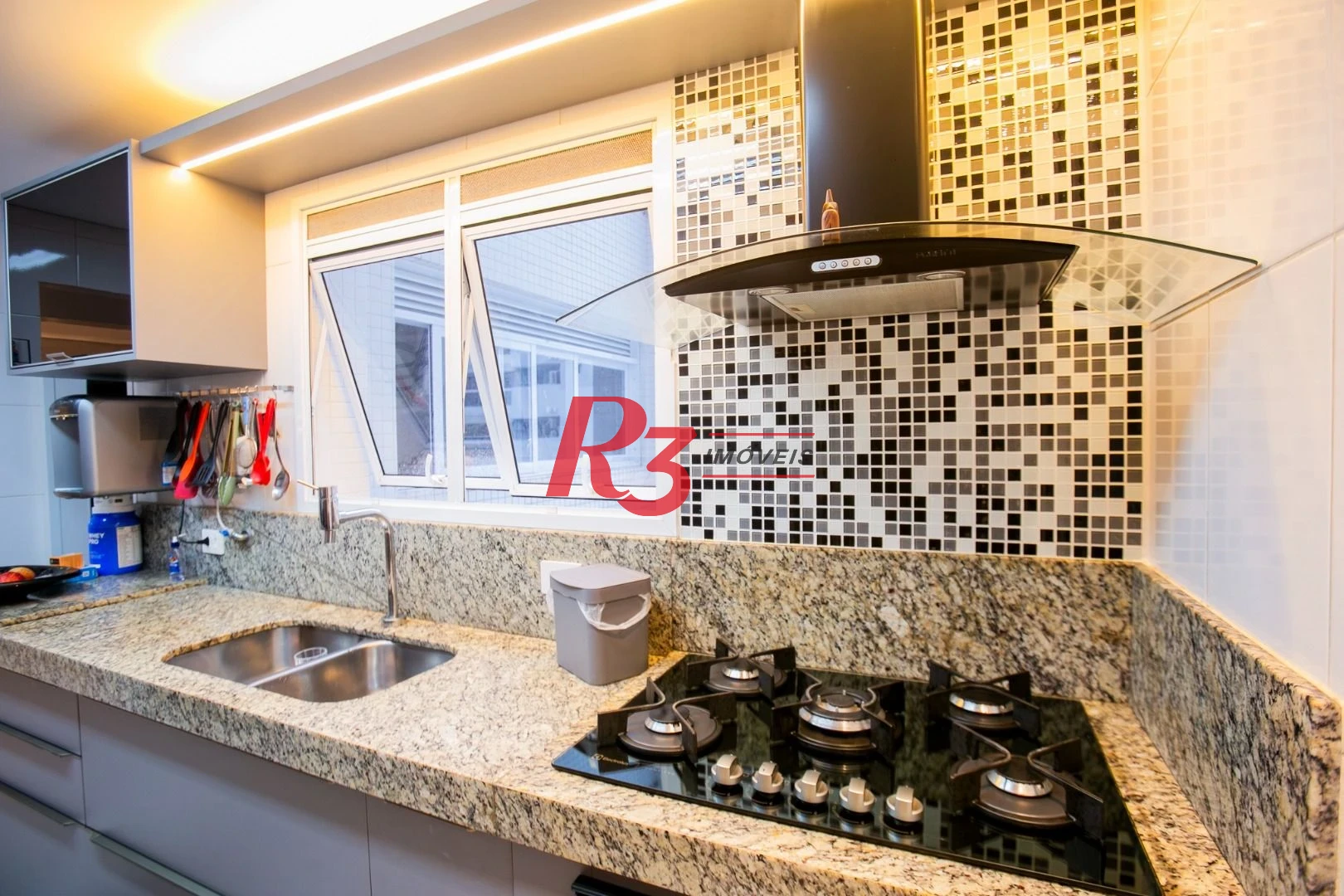 Apartamento à venda, 132 m² por R$ 2.000.000,00 - Ponta da Praia - Santos/SP