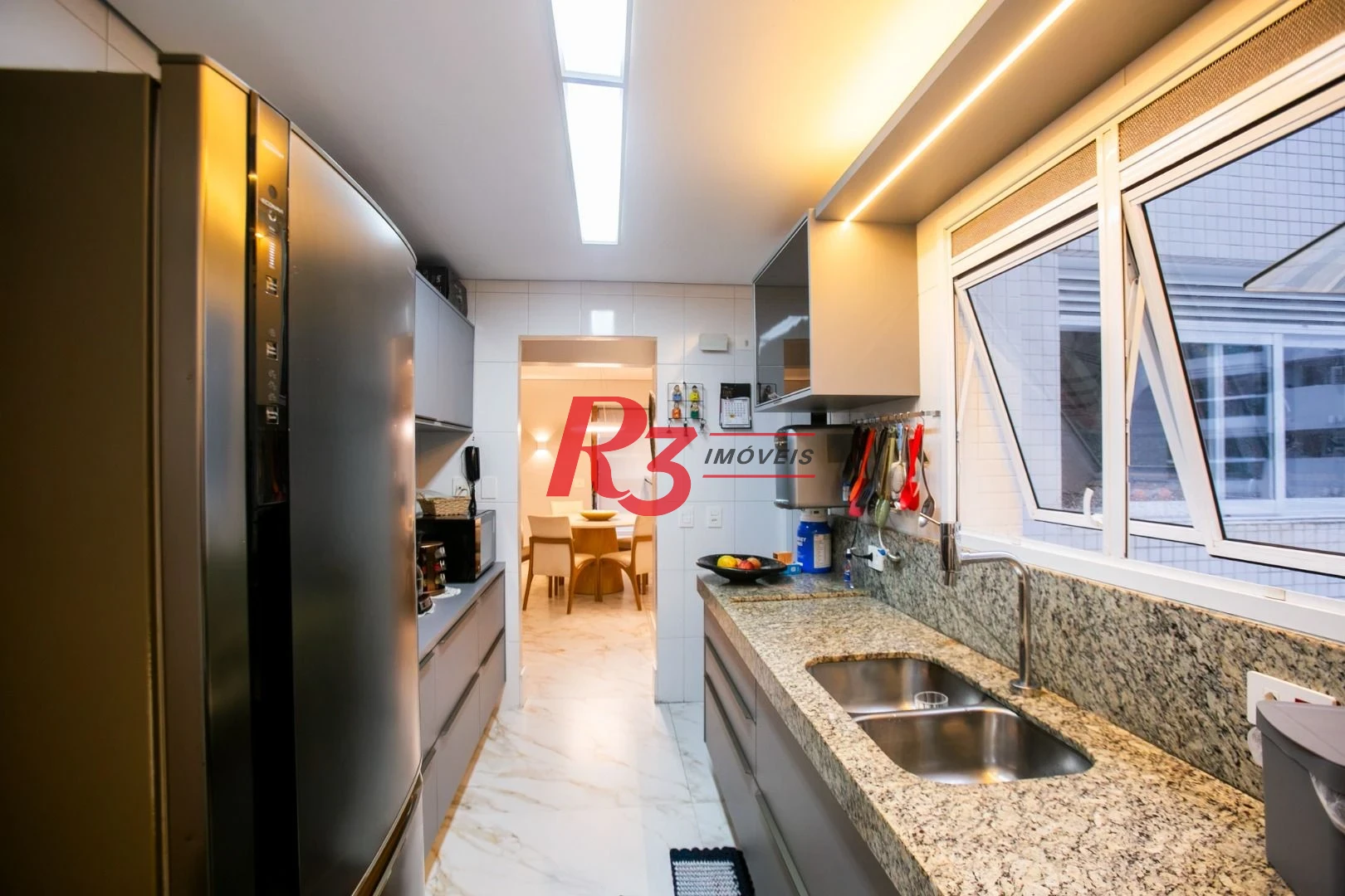 Apartamento à venda, 132 m² por R$ 2.000.000,00 - Ponta da Praia - Santos/SP