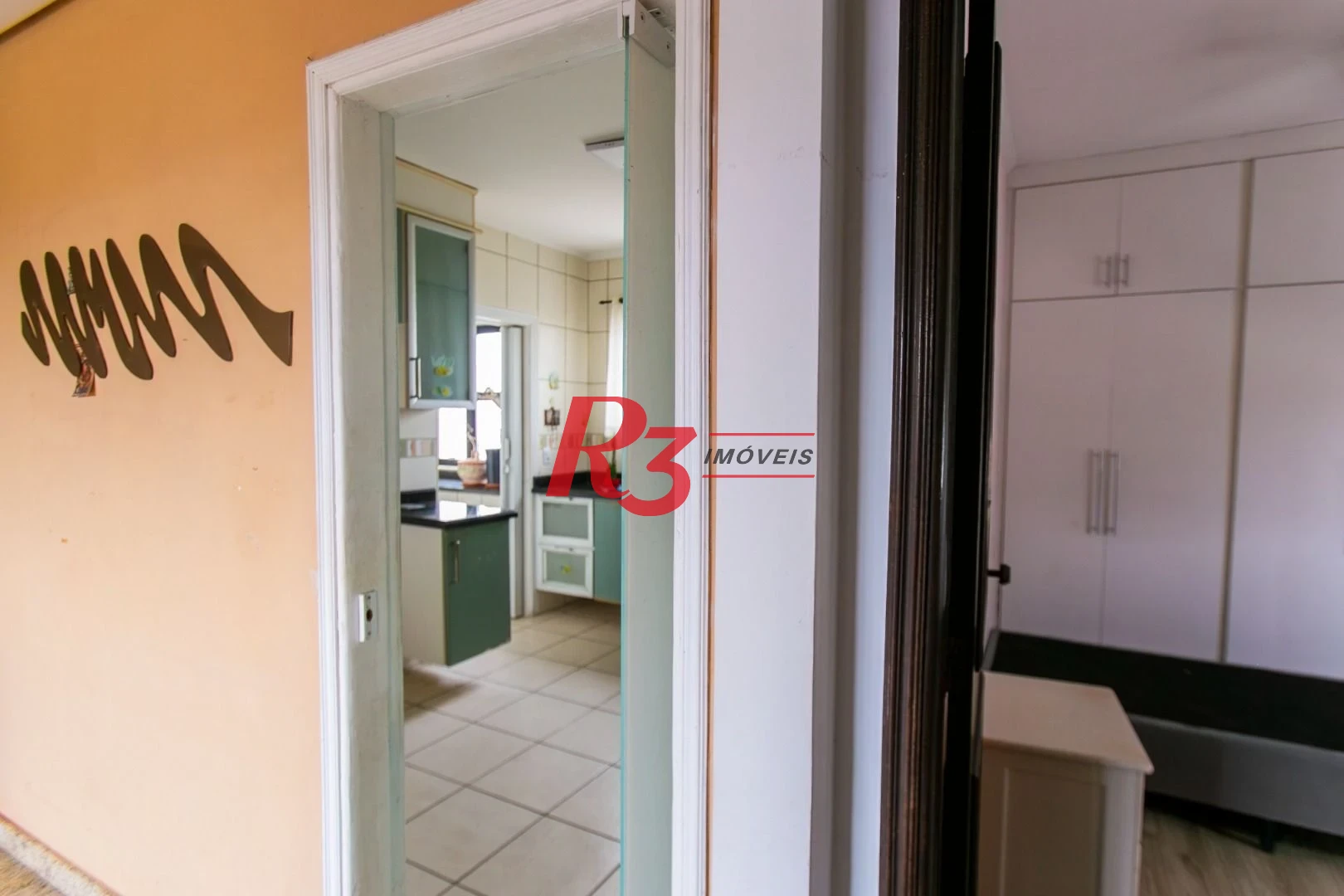Apartamento com 2 dormitórios à venda, 65 m² por R$ 430.000,00 - Aparecida - Santos/SP