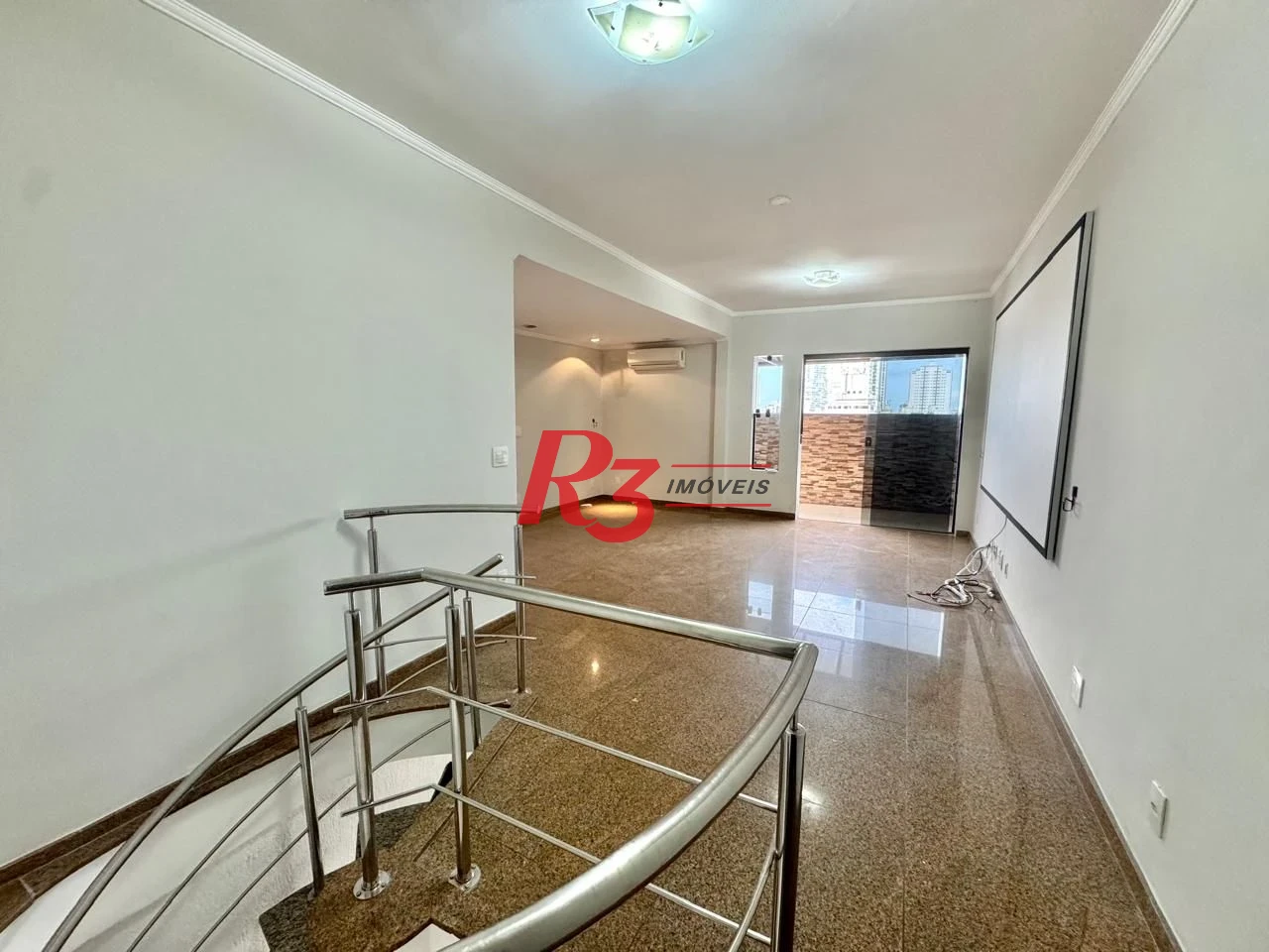 Cobertura com 3 dormitórios à venda, 170 m² por R$ 980.000,00 - Campo Grande - Santos/SP