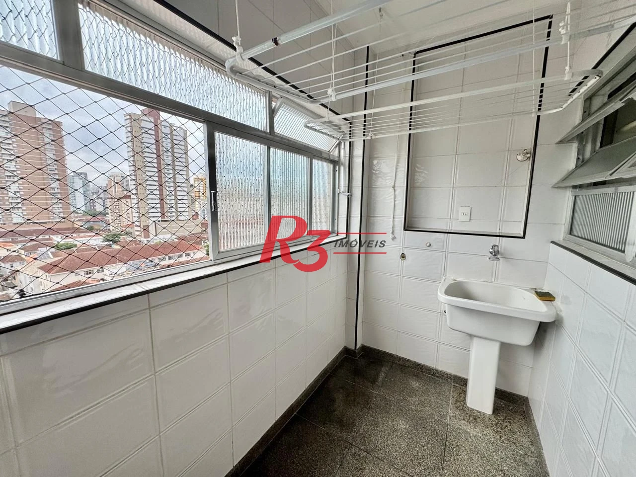 Cobertura com 3 dormitórios à venda, 170 m² por R$ 980.000,00 - Campo Grande - Santos/SP