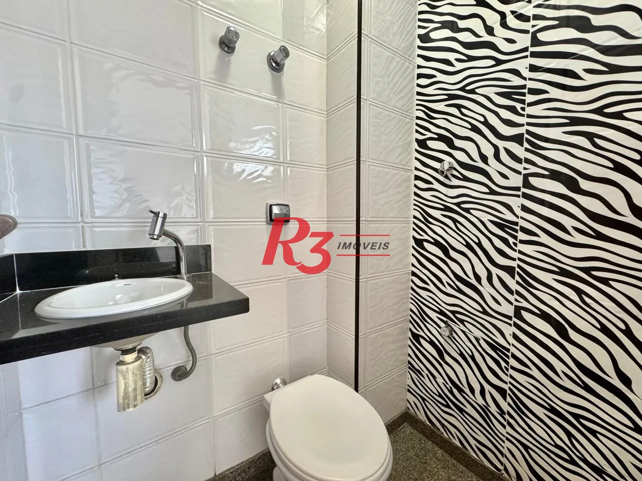 Cobertura com 3 dormitórios à venda, 170 m² por R$ 980.000,00 - Campo Grande - Santos/SP