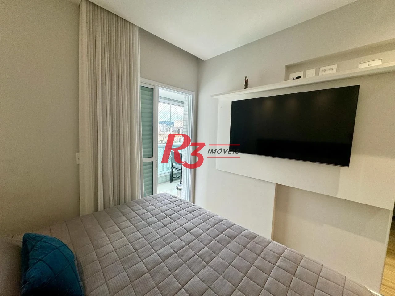 Apartamento com 3 dormitórios à venda, 104 m² por R$ 1.650.000,00 - Gonzaga - Santos/SP
