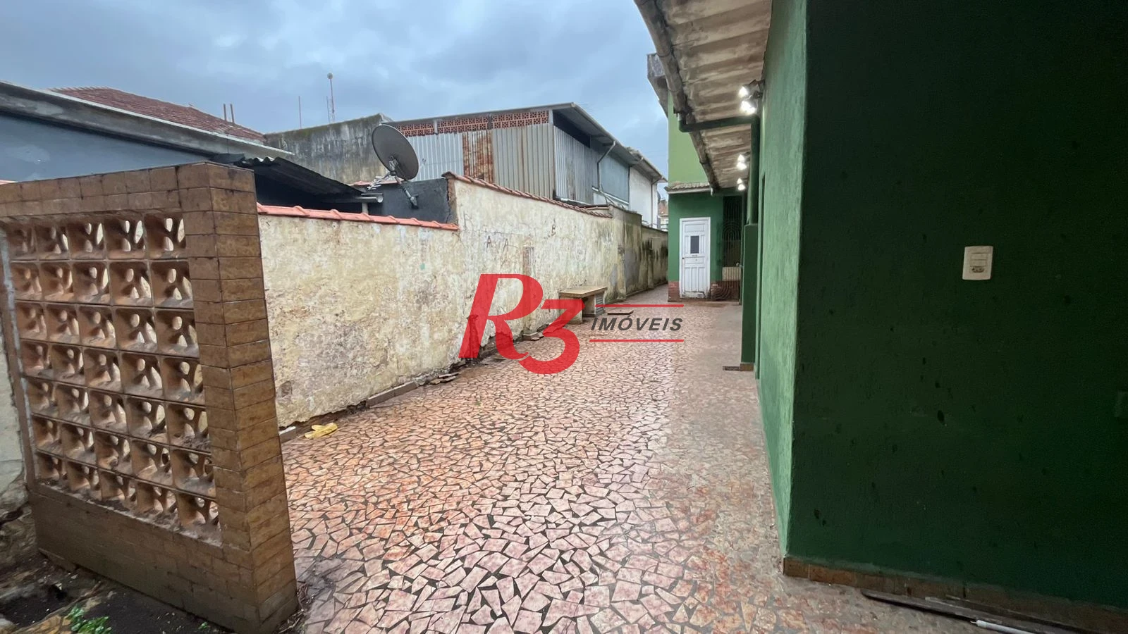 Casa com 3 dormitórios para alugar, 283 m² por R$ 12.000,00/mês - Macuco - Santos/SP